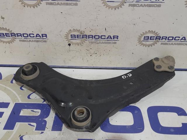 545009207R Brazo inferior derecho de la suspensión delantera  comprar en Pontevedra