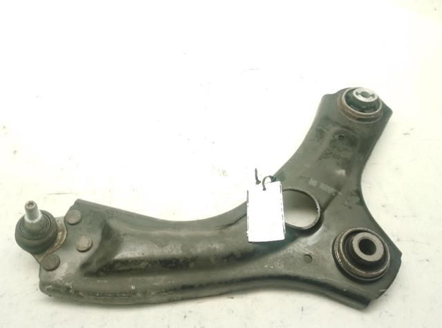 RENAULT 545009574R Buje delantero inferior del brazo de suspensión  disponible España