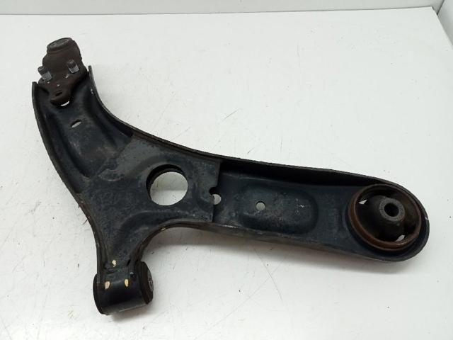 54500A6200 Brazo inferior izquierdo de la suspensión delantera  en stock Granada