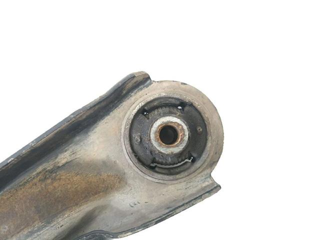 54500BB00A Brazo inferior derecho de la suspensión delantera  disponible Málaga