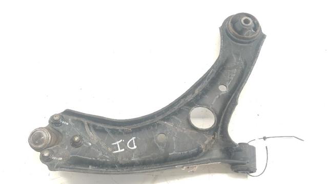 54500D7000 Brazo inferior izquierdo de la suspensión delantera  en stock Castellón