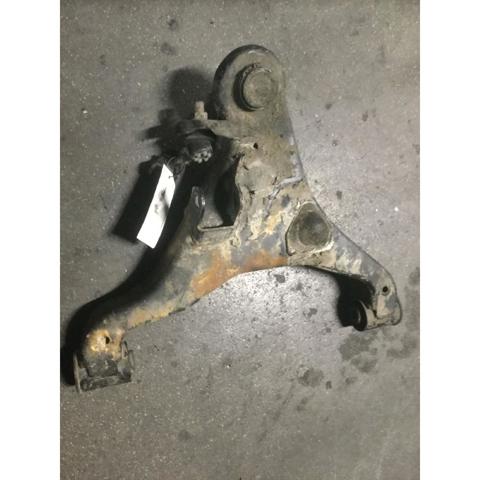 54500EB300 NISSAN Brazo inferior derecho de la suspensión delantera comprar Alcalá