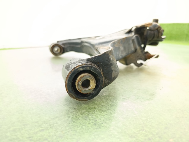 NISSAN 54500EB31A Brazo inferior derecho de la suspensión delantera comprar Tarragona