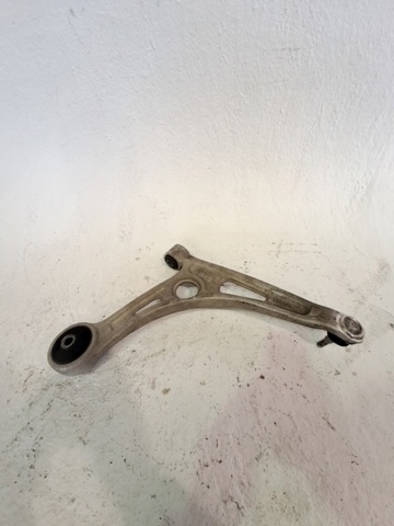 54500G2100 Brazo inferior izquierdo de la suspensión delantera  comprar en Reus