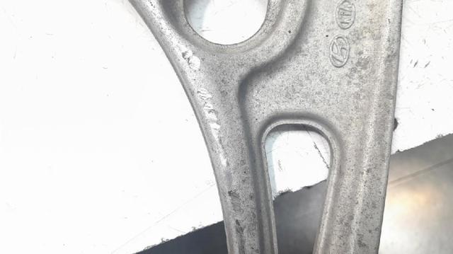 54500G2100 HYUNDAI Brazo inferior izquierdo de la suspensión delantera  en stock Gandía