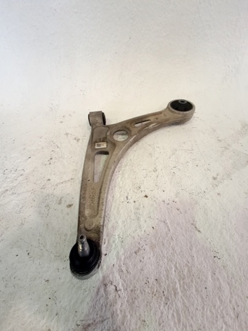 54500G2100 Brazo inferior izquierdo de la suspensión delantera  en stock Sabadell