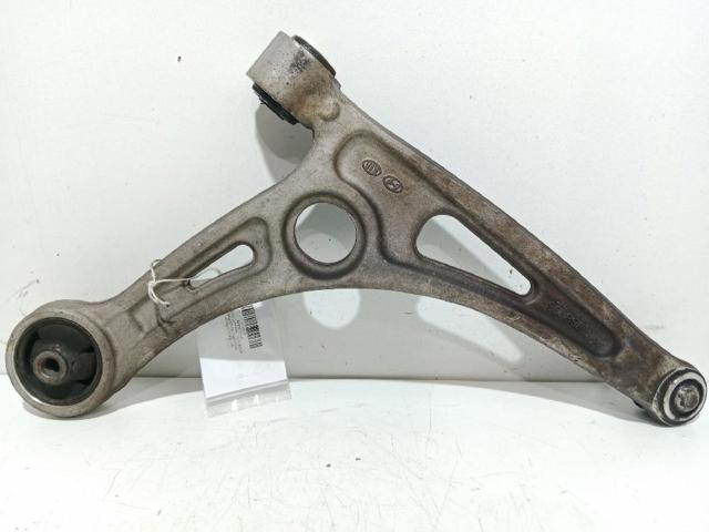 54500G2100 HYUNDAI Brazo inferior izquierdo de la suspensión delantera comprar Madrid
