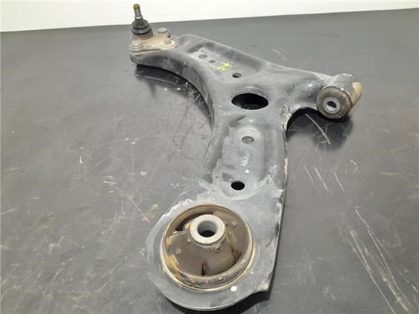 54500J9000 HYUNDAI Brazo inferior izquierdo de la suspensión delantera  disponible Alicante