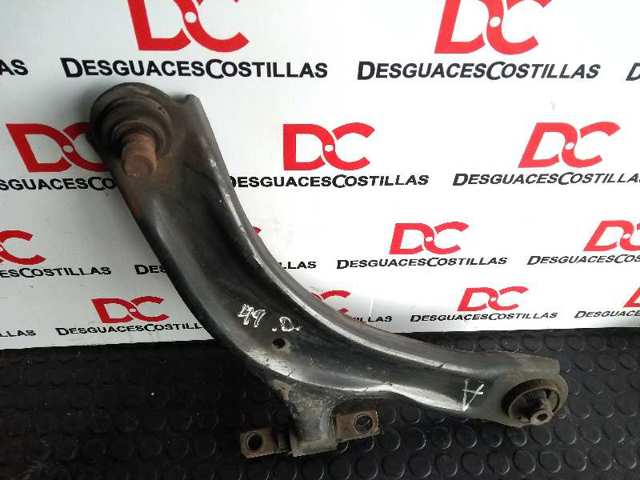 54500JD000 NISSAN Brazo inferior derecho de la suspensión delantera  disponible Vigo
