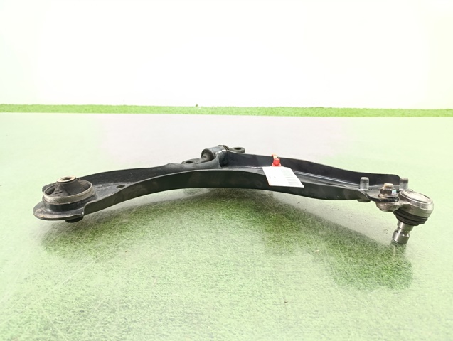 54500N9000 Brazo inferior izquierdo de la suspensión delantera  disponible Burgos