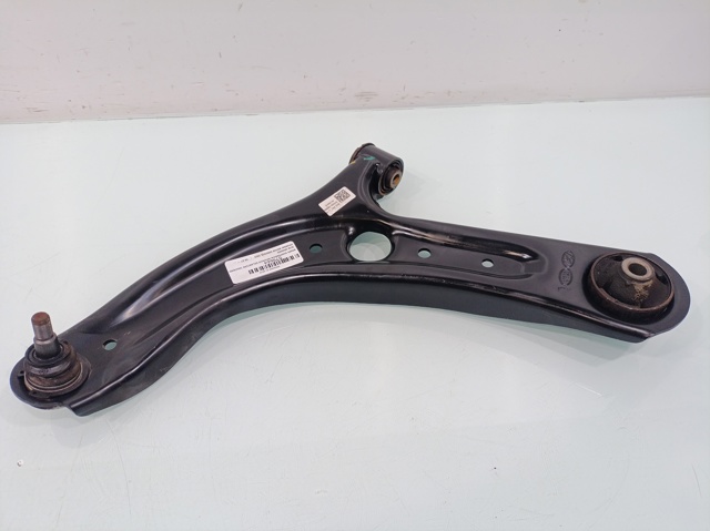 54500Q0000 HYUNDAI Brazo inferior izquierdo de la suspensión delantera  en stock Huelva