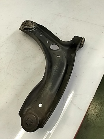 54500Q0000 HYUNDAI Brazo inferior izquierdo de la suspensión delantera comprar Madrid