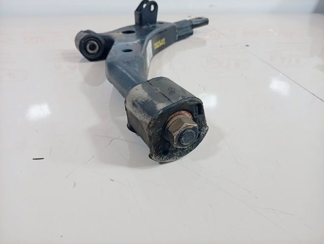 HYUNDAI 5450102052 Brazo inferior derecho de la suspensión delantera comprar Tarragona