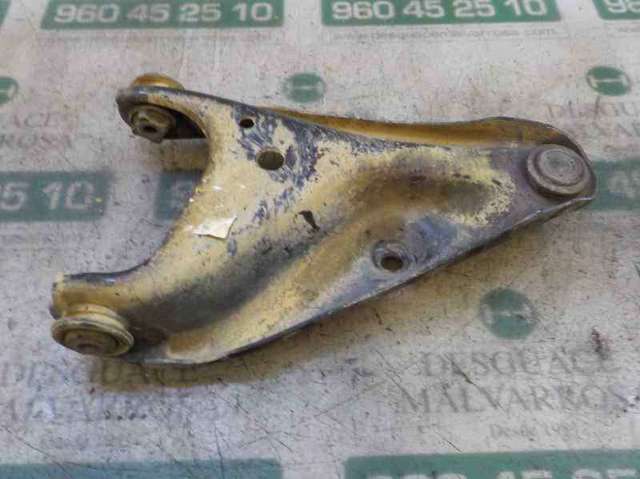 545010294R RENAULT Brazo inferior izquierdo de la suspensión delantera  en stock Huelva