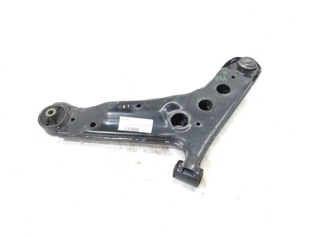 Brazo inferior derecho de la suspensión delantera 5450107160 HYUNDAI