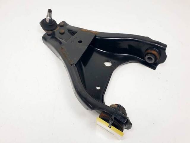RENAULT 545011697R Brazo inferior izquierdo de la suspensión delantera  disponible Lugo