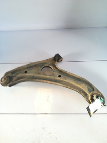HYUNDAI 545011C000 Brazo inferior derecho de la suspensión delantera  en stock Valencia