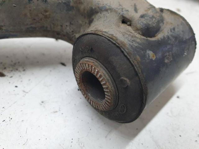 545011E000 Brazo inferior derecho de la suspensión delantera  disponible Utrera
