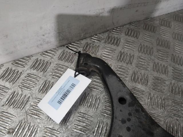 545011E000 HYUNDAI Brazo inferior derecho de la suspensión delantera  comprar en Oviedo