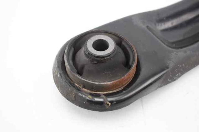 HYUNDAI 545011J500 Brazo inferior derecho de la suspensión delantera  en stock Salamanca
