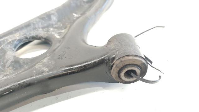 HYUNDAI 545011J500 Brazo inferior derecho de la suspensión delantera comprar Tarragona