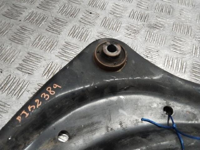 545011KK0A Brazo inferior izquierdo de la suspensión delantera  disponible Utrera