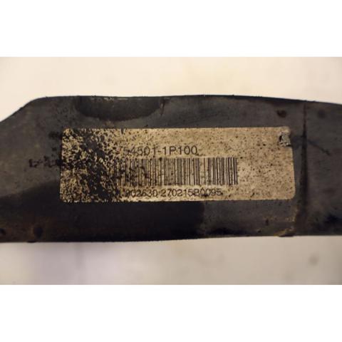 545011P100 Brazo inferior derecho de la suspensión delantera  disponible Málaga