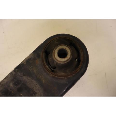 545011P100 HYUNDAI Brazo inferior derecho de la suspensión delantera  en stock Gandía