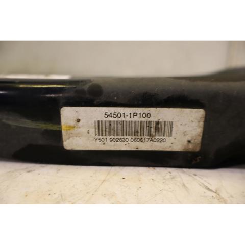 545011P100 HYUNDAI Brazo inferior derecho de la suspensión delantera comprar Bilbao