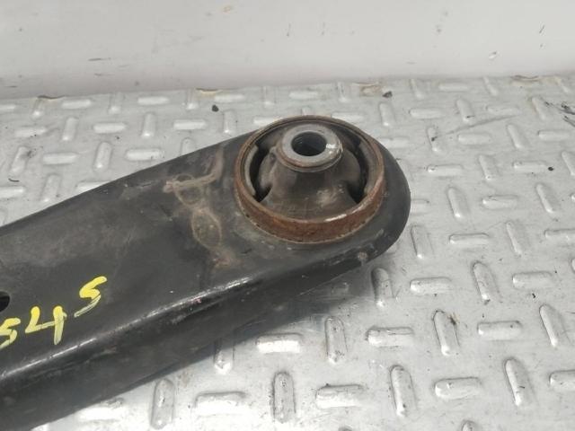 545011W000 Brazo inferior derecho de la suspensión delantera  disponible Burgos