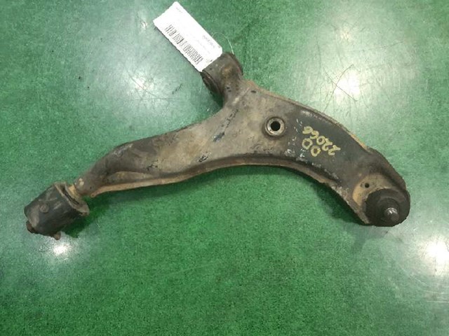 Brazo inferior derecho de la suspensión delantera 5450122200 HYUNDAI