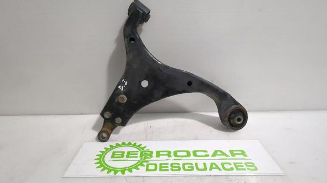 545012H000 Brazo inferior derecho de la suspensión delantera  comprar en Reus
