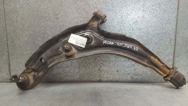 Brazo inferior izquierdo de la suspensión delantera 545012U711 NISSAN