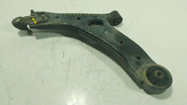 HYUNDAI 545012Y002 Brazo inferior derecho de la suspensión delantera comprar Barcelona