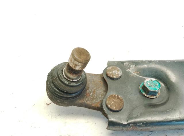 HYUNDAI 545013W102 Brazo inferior derecho de la suspensión delantera  en stock Salamanca