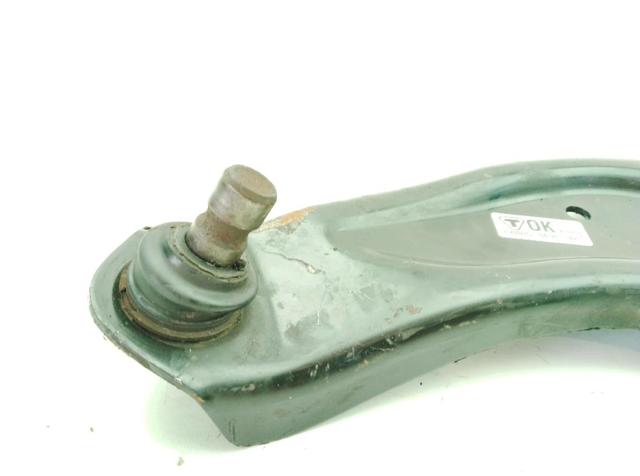 545014EA0B Brazo inferior izquierdo de la suspensión delantera  disponible Burgos