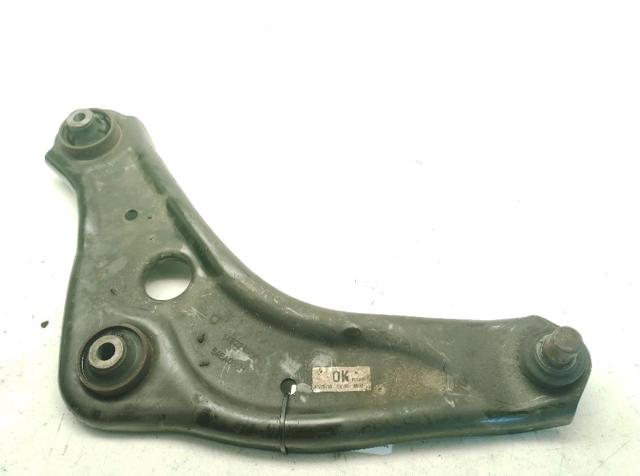 545014EA0B RENAULT Brazo inferior izquierdo de la suspensión delantera  disponible Vigo