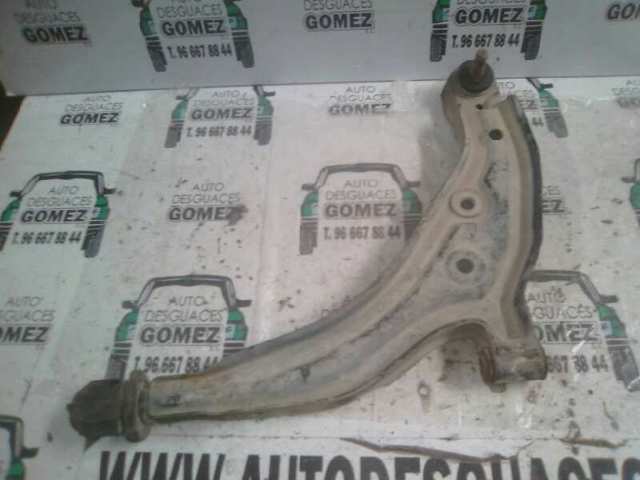 Brazo inferior izquierdo de la suspensión delantera 545014F105 NISSAN