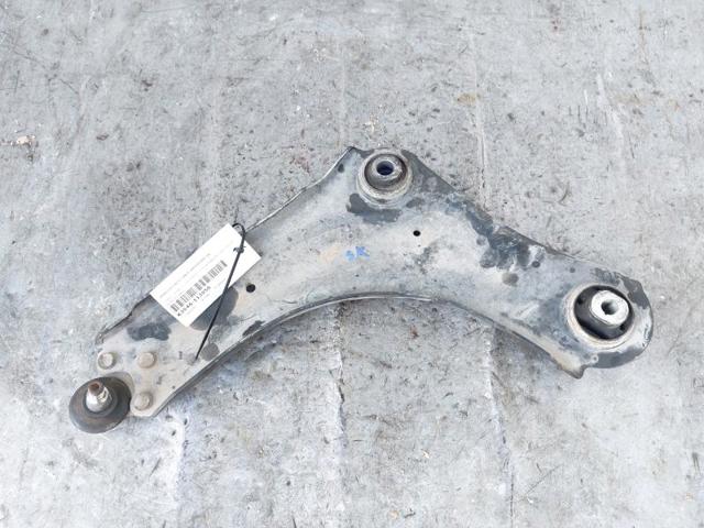 RENAULT 545016101R Brazo inferior izquierdo de la suspensión delantera  en stock Salamanca