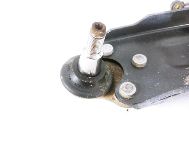545016838R Brazo inferior izquierdo de la suspensión delantera  en stock Granada