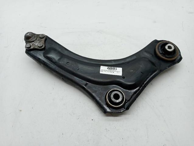 545016838R RENAULT Brazo inferior izquierdo de la suspensión delantera  disponible Vigo