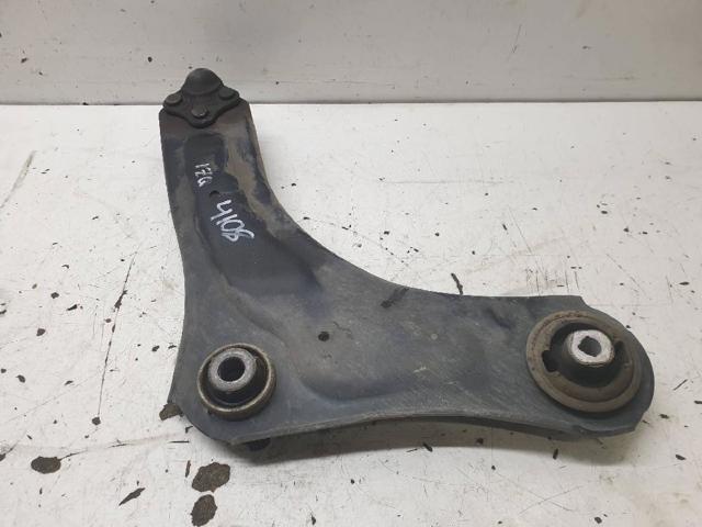 Brazo inferior izquierdo de la suspensión delantera 545016838R RENAULT