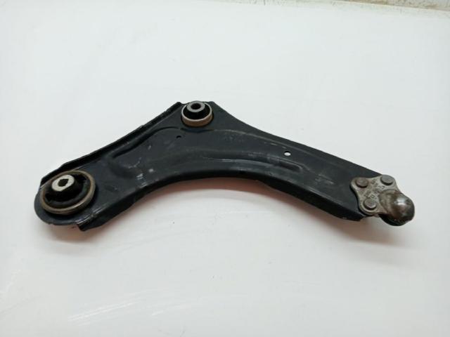545016838R RENAULT Brazo inferior izquierdo de la suspensión delantera comprar Alcalá