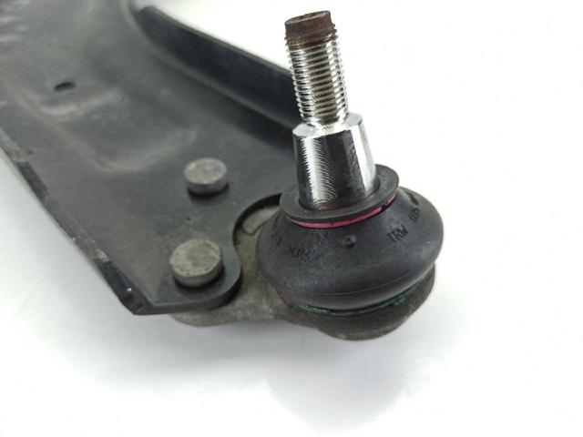 545018194R Brazo inferior izquierdo de la suspensión delantera  comprar en Pontevedra
