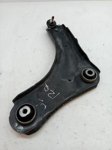 545018194R Brazo inferior izquierdo de la suspensión delantera  disponible Málaga