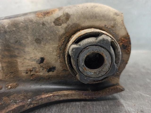 RENAULT 545019811R Brazo inferior izquierdo de la suspensión delantera comprar Barcelona