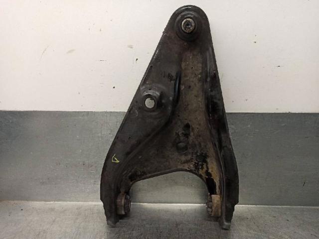 545019811R RENAULT Brazo inferior izquierdo de la suspensión delantera comprar Madrid