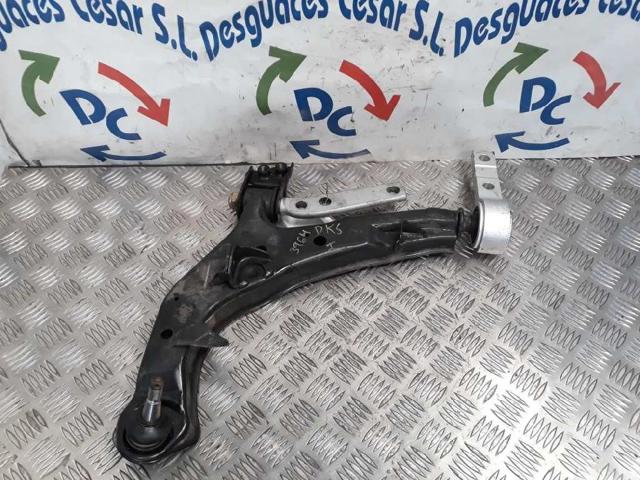 NISSAN 54501AV605 Brazo inferior izquierdo de la suspensión delantera  disponible Lugo