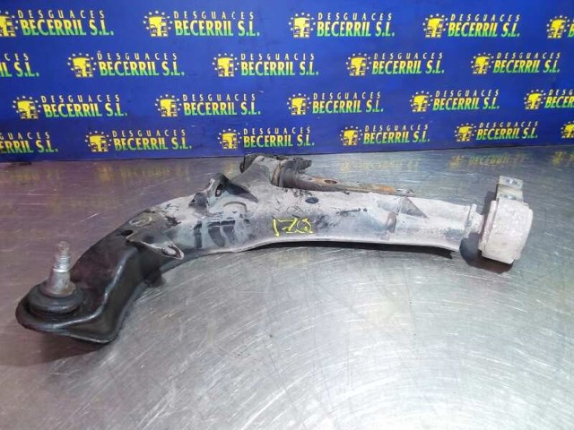 NISSAN 54501AV605 Brazo inferior izquierdo de la suspensión delantera  disponible Valladolid