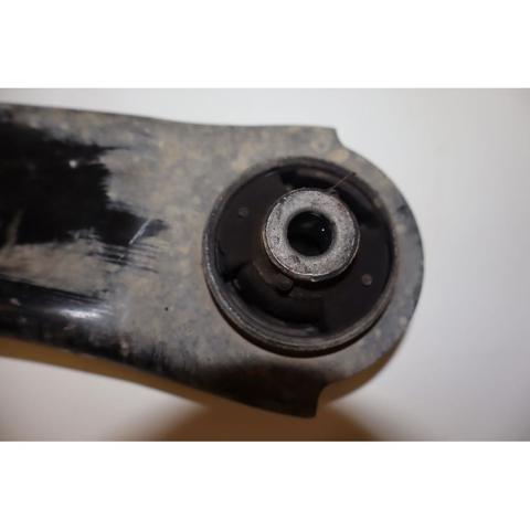 54501BB00A NISSAN Brazo inferior izquierdo de la suspensión delantera  en stock Huelva